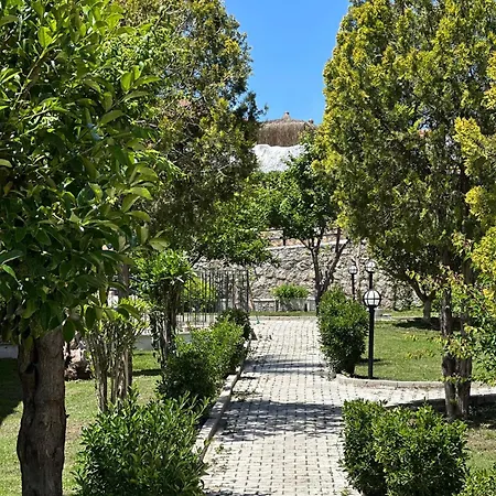 Hotel Casa De Levissi