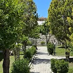 Hotel Casa De Levıssı