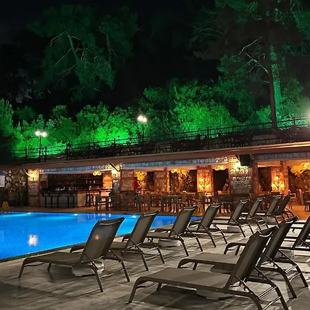 Casa De Levıssı 3*
